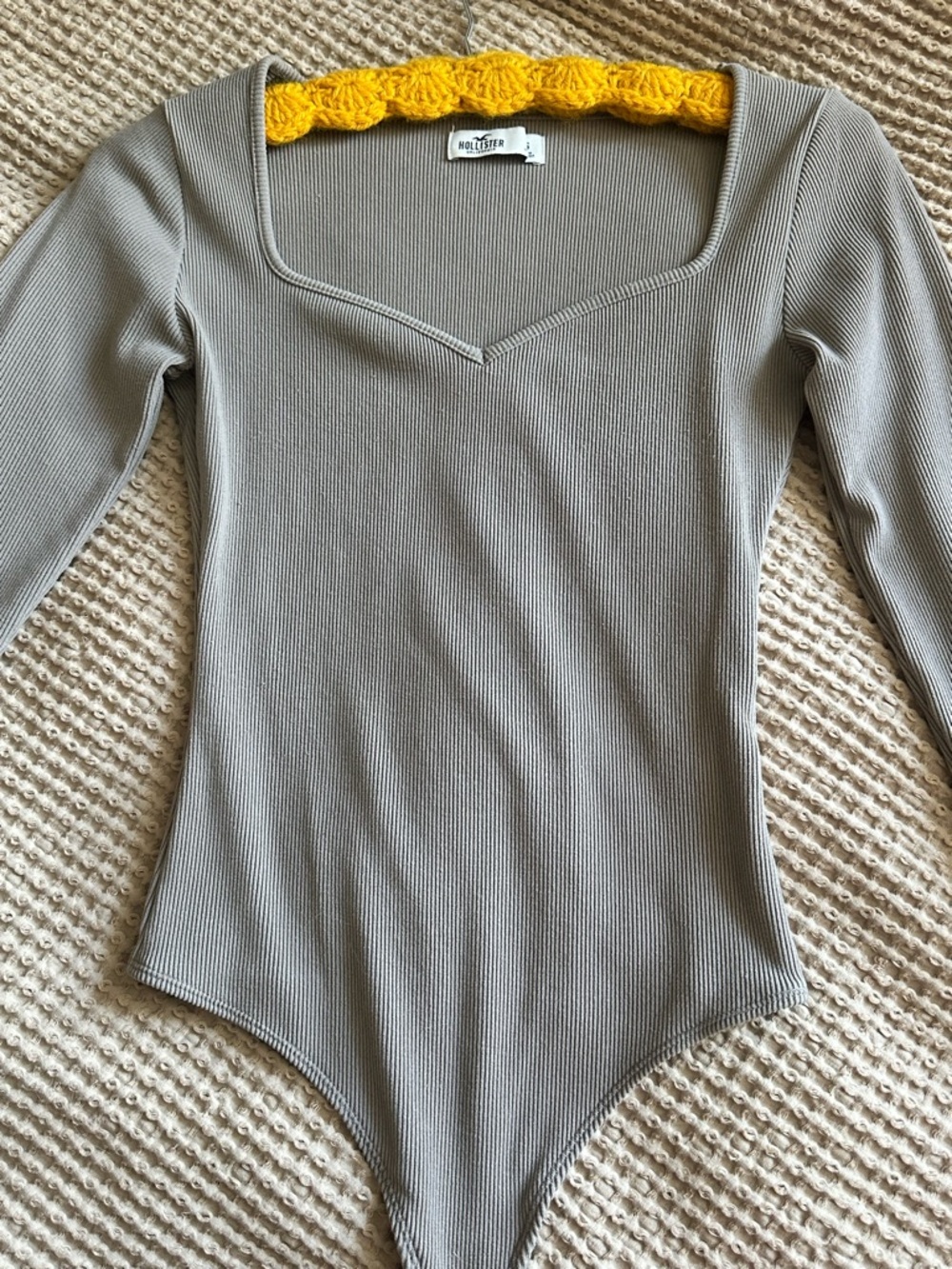 Hollister Taupe Ribbed Sweetheart-Neck Line Long Sleeve Bodysuit